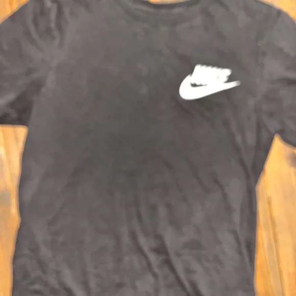 3 Nike Shirts - adult Small - Picture 3 of 9
